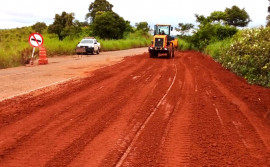Governo do Tocantins abre desvio de 100 metros em estrada entre Santa Tereza e Lagoa do Tocantins
