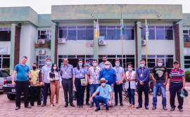 Governo do Tocantins e apicultores debatem fomento do setor em Araguatins