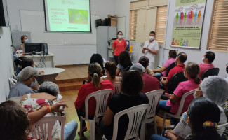 Servidores do Hospital Tia Dedé participam de treinamento sobre manejo de pacientes com suspeita de dengue