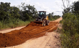 Ageto realiza manutenção em rodovia e facilita acesso à programação da AgroSudeste