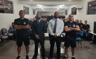 Em Gurupi, delegados da Polícia Civil do Tocantins ministram palestra a alunos-soldados do Curso de Formação da Polícia Militar