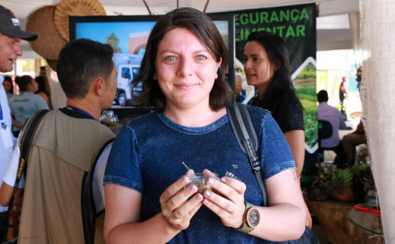 Degustação de receitas nada convencionais no estande da Setas atrai público da Agrotins
