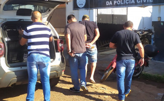  Homem perde jogo de sinuca, não aguenta brincadeira, pratica agressão física e é preso pela Polícia Civil por porte ilegal de arma de fogo em Guaraí
