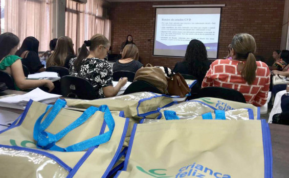 Governo do Tocantins capacita equipes do Programa Criança Feliz de 65 municípios