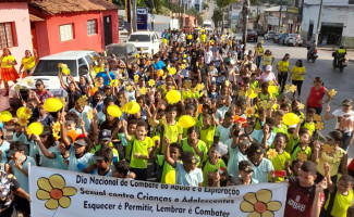 Em Dianópolis, Polícia Civil participa de caminhada em apoio ao Dia Nacional de Combate à Exploração Sexual de Crianças e Adolescentes