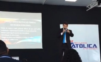 Em Araguaína, delegado da Polícia Civil do Tocantins ministra palestra para acadêmicos de direito