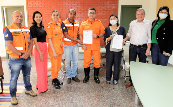 Governo do Tocantins repassa R$ 1,3 milhão ao Corpo de Bombeiros para contratação e aparelhamento de brigadistas