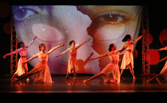 Com apresentações lotadas, Balé Popular do Tocantins encerra o espetáculo 