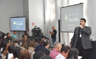Centenas de servidores do SUS recebem qualificação com foco na Atenção Primária 