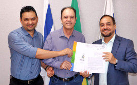 Governo do Tocantins assina termo de convênio para execução do projeto Tocantins pelo Mundo