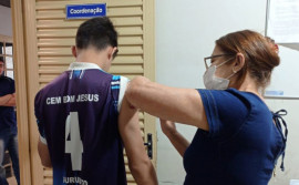 Adolescentes e servidores da Unidade de Semiliberdade de Gurupi são imunizados contra influenza