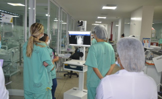 Telemedicina auxilia na discussão de casos de crianças internadas na UTI do HGP