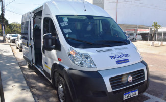 Hospital e Maternidade Dona Regina recebe novo veículo para transporte de mães nutrizes