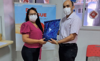 Hemocentro homenageia pai doador de sangue pelo gesto de amor e solidariedade