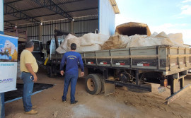 Produtores rurais de Dianópolis e Itacajá devolvem 2,4 mil embalagens vazias de agrotóxicos durante projeto itinerante