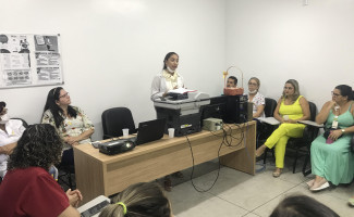 Profissionais que atuam no HRA participam de palestra sobre saúde mental e autocuidado