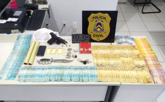 Em Pedro Afonso, Polícia Civil desarticula ponto de venda de drogas, apreende mais de R$ 10 mil e prende dois homens por tráfico