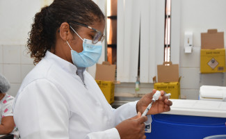 Dia D Estadual de Vacinação mobiliza profissionais da saúde nos 139 municípios