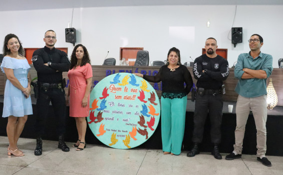 Seciju realiza cerimônia de lançamento de livros escritos por custodiados da Unidade Penal de Arraias