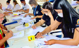 Governo do Tocantins beneficia mais de 300 pessoas no mutirão de cadastro social do setor Universitário em Palmas