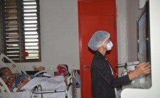 Projeto ‘Cinema no AP’ muda rotina de pacientes internados no HGP