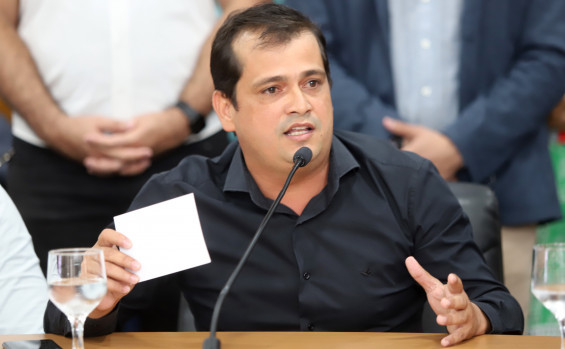 Governo do Tocantins recebe empresa responsável por trecho da Ferrovia Norte-Sul que anuncia operação no Estado nos próximos meses