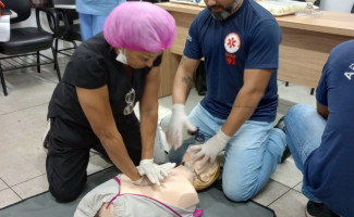 Profissionais do HRA participam de capacitação sobre Suporte Básico de Vida
