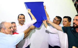 Governador Wanderlei Barbosa entrega reforma do ginásio de esportes do Setor Noroeste em Araguaína e abre oficialmente torneio de futsal