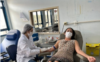 Servidores do HRAUG se voluntariam em mutirão para doação de sangue