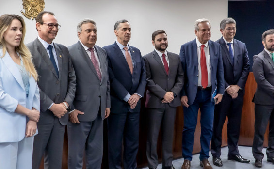Em Brasília, vice-governador Laurez Moreira se reúne com ministro do STF, Luís Roberto Barroso, e ministro da Justiça, Flávio Dino