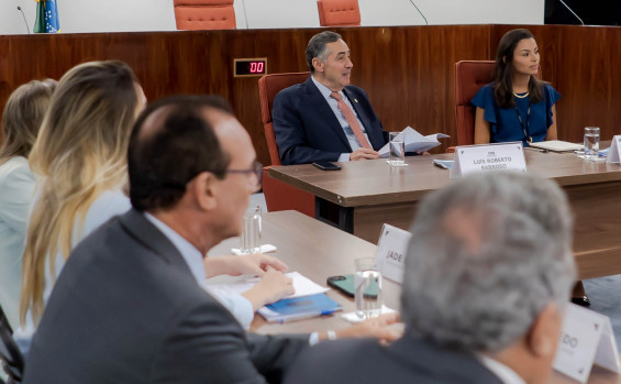 Em Brasília, vice-governador Laurez Moreira se reúne com ministro do STF, Luís Roberto Barroso, e ministro da Justiça, Flávio Dino