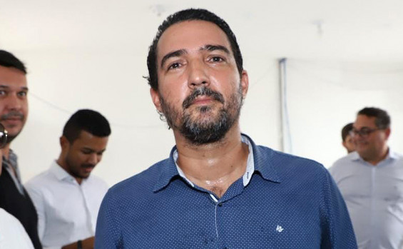 Investimentos na área da educação marcam a agenda do Governador Wanderlei Barbosa em Colinas do Tocantins