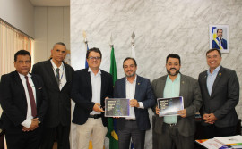 Governo do Tocantins reúne-se com representantes do setor de mineração