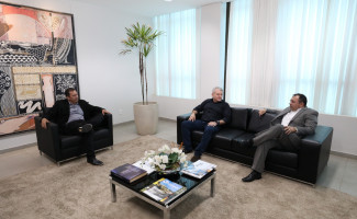 Secretário da Segurança Pública faz visita institucional ao novo presidente do Tribunal de Contas do Estado