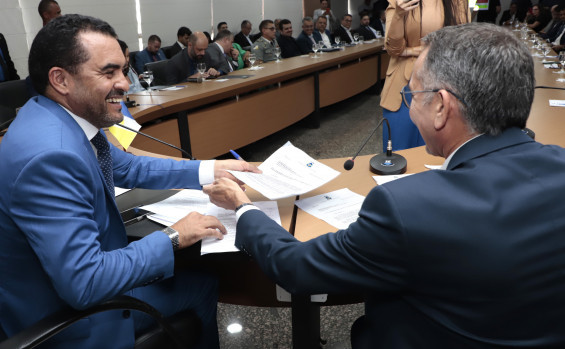 Governador Wanderlei Barbosa destaca cadeias de pescado e do mel como prioridades durante reunião com ministro da Integração Regional, Waldez Góes