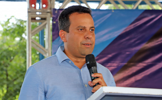 Com investimento de mais de R$ 2 milhões, governador Wanderlei Barbosa entrega reforma de escola estadual em Sítio Novo