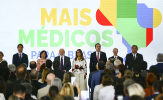 Tocantins participa de lançamento do programa Mais Médicos para o Brasil