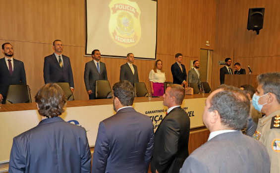 Governador Wanderlei Barbosa prestigia posse de novo superintendente regional da PF no Tocantins