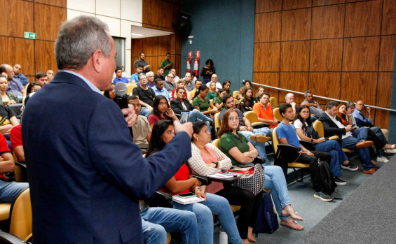 Recursos Hídricos apresenta Projeto Barraginha: Conservação do Solo e Água no evento alusivo ao Dia Nacional da Conservação do Solo