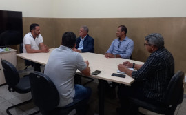 Estruturação de agroindústrias no município de Dianópolis é tema de reunião da Sics