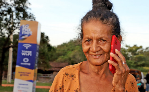 No Jalapão, governador entrega as primeiras torres de projeto que vai conectar comunidades tradicionais do Tocantins ao mundo