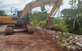 Governo do Tocantins faz correção em erosão na TO-230, entre Arapoema e Pau D’Arco