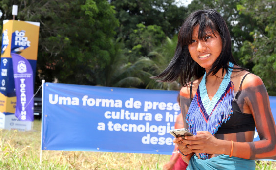 19 de abril: Wanderlei Barbosa se torna o primeiro governador a levar acesso gratuito à internet para comunidades indígenas do Tocantins