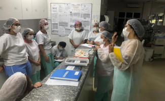 Hospital e Maternidade Dona Regina realiza roda de conversa sobre protocolo de óbito