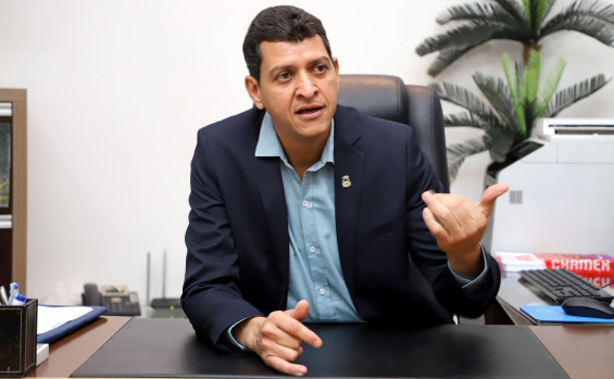 Governador Wanderlei Barbosa entrega mais de 400 computadores para ampliação dos serviços do Detran