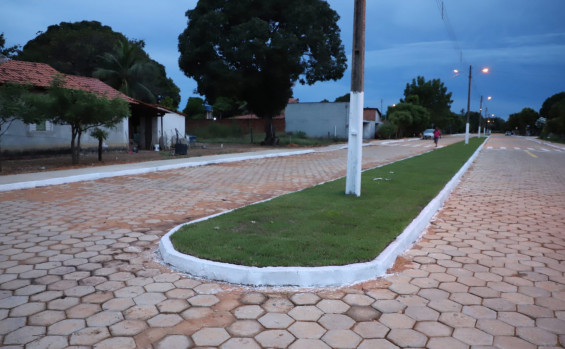 No aniversário de Barra do Ouro, Wanderlei Barbosa entrega obras de pavimentação com recursos do Estado e anuncia investimentos na cidade