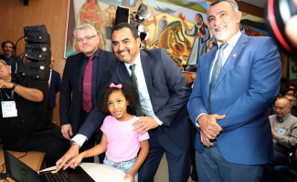 Governador Wanderlei Barbosa firma compromisso em prol do desenvolvimento e da proteção das crianças tocantinenses
