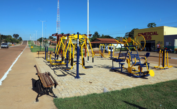 Governador Wanderlei Barbosa comemora aniversário de Rio Sono e visita obras de pavimentação asfáltica realizadas com incentivo do Governo do Tocantins