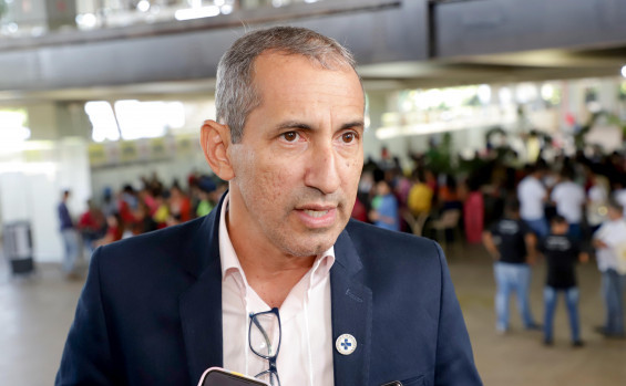 Governador em exercício, Laurez Moreira, participa da Conferência Estadual de Saúde e destaca a união dos municípios na elaboração de propostas