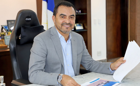 Governo do Tocantins avança na construção da Ponte de Porto Nacional com lançamento de vigas e finaliza mais de 65% da maior obra de engenharia em andamento no Estado